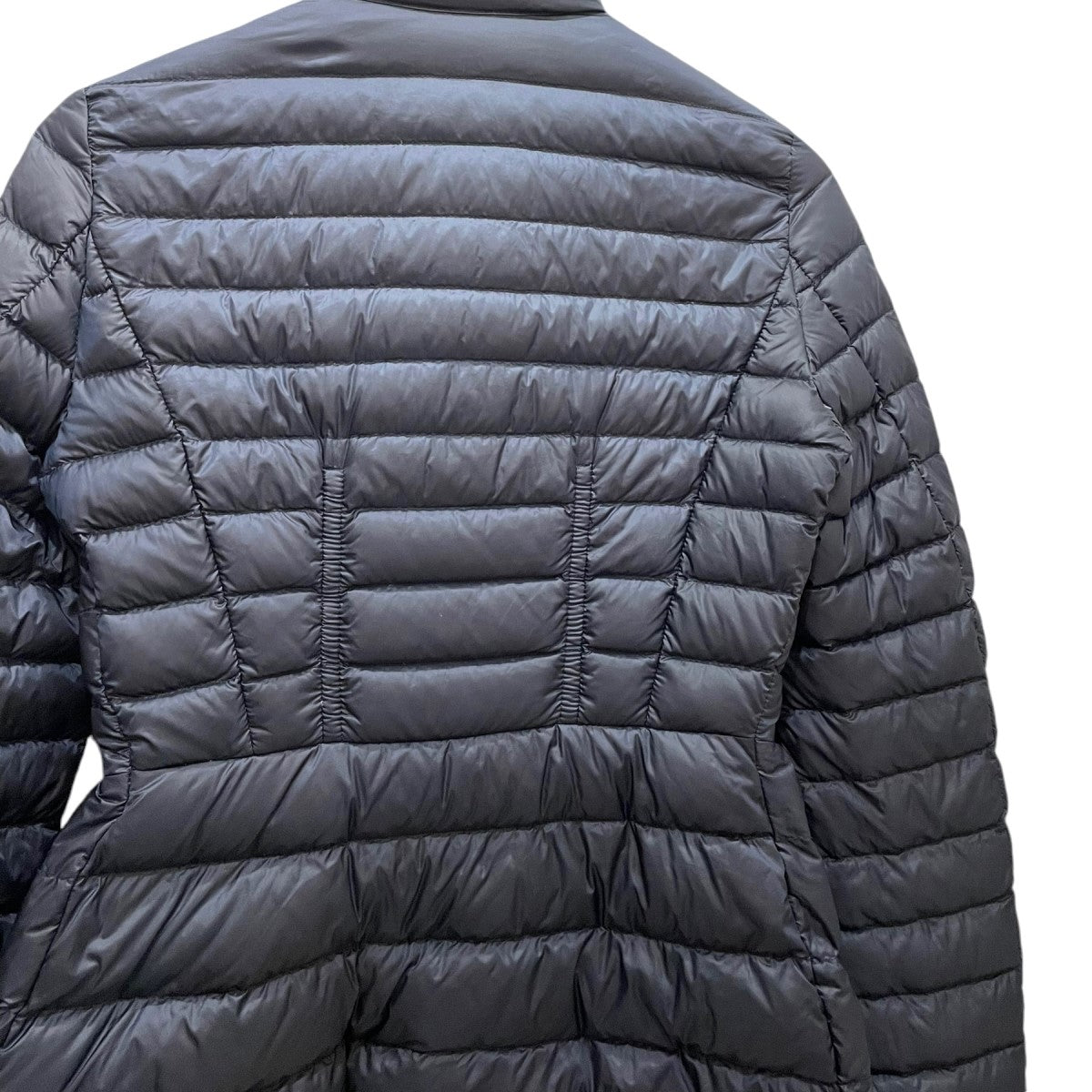 モンクレールのAGATE GIUBBOTTO ダウンジャケットです。 MONCLER 古着・中古 アウター アイテム