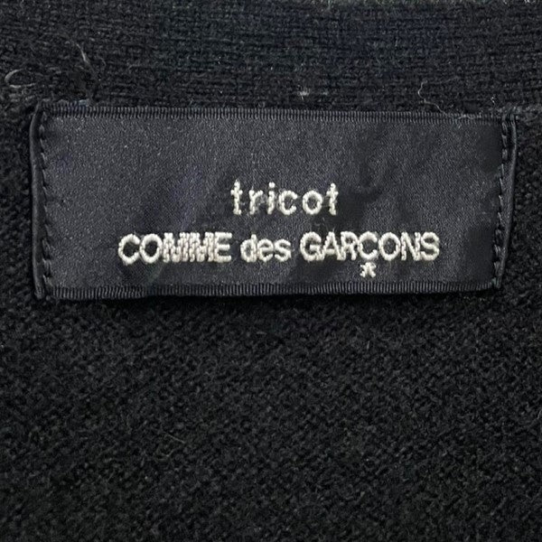 トリココムデギャルソンのカシミヤVネックカーデです。 tricot COMME des GARCONS 古着・中古 トップス アイテム