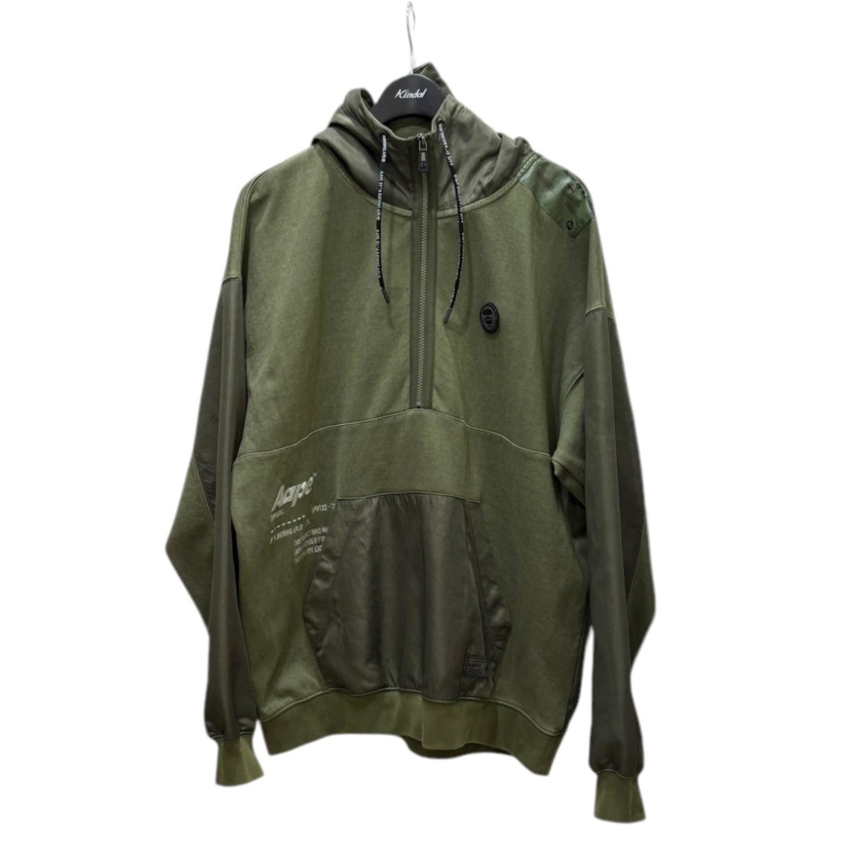 A BATHING APE 古着・中古 アベイシングエイプのハーフジッププルオーバーパーカ HOODIE SWEATER AAPSWM3816XXJです。