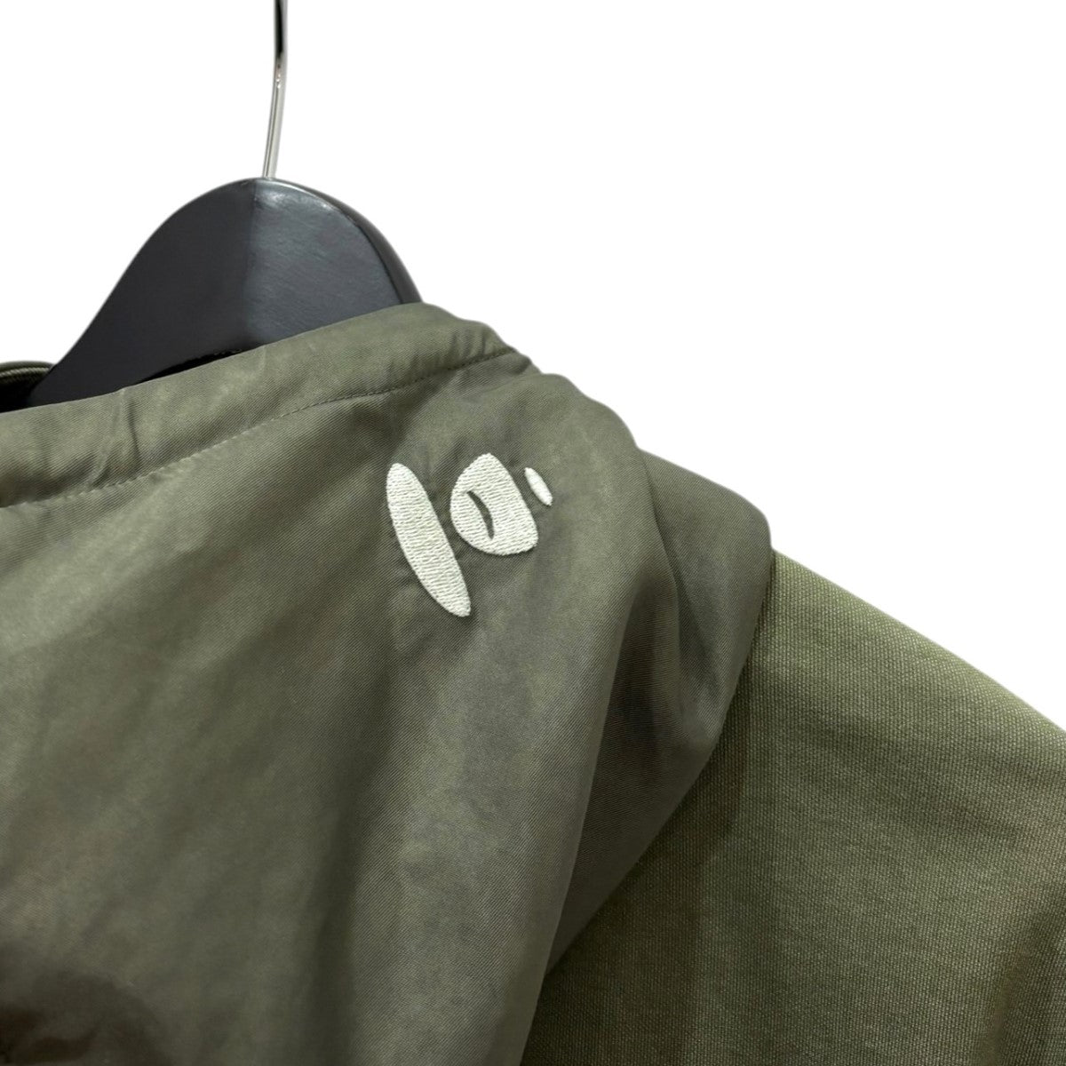 A BATHING APE 古着・中古 アベイシングエイプのハーフジッププルオーバーパーカ HOODIE SWEATER AAPSWM3816XXJです。