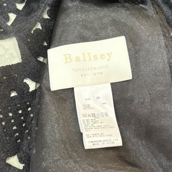 ballseyスクエアモチーフエンブロイダリーノーカラージャケット BALLSEY(ボールジー) スクエアモチーフエンブロイダリー ノー