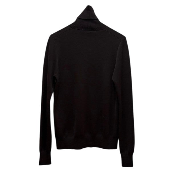 タートルネックニット