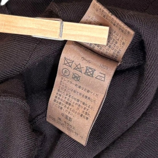 タートルネックニット