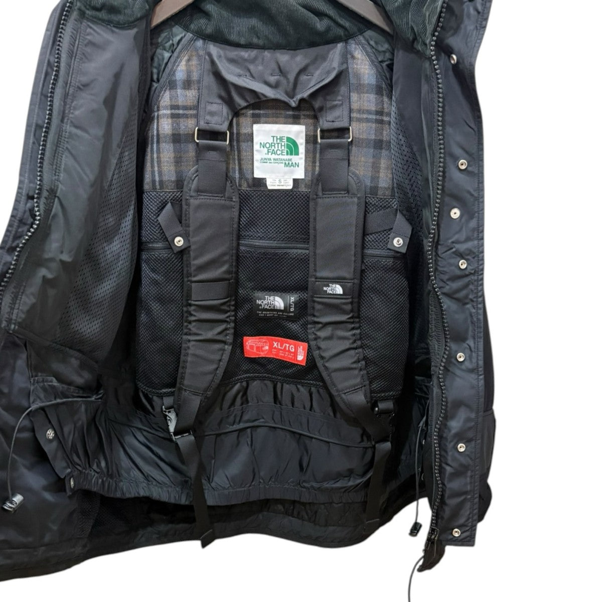 JUNYA WATANABE CDG×THE NORTH FACE 2017AW ダッフルバックリメイクジャケット THE NORTH FACE DAFFLE BAG WT-J108 古着・中古-3枚目のアイテム画像