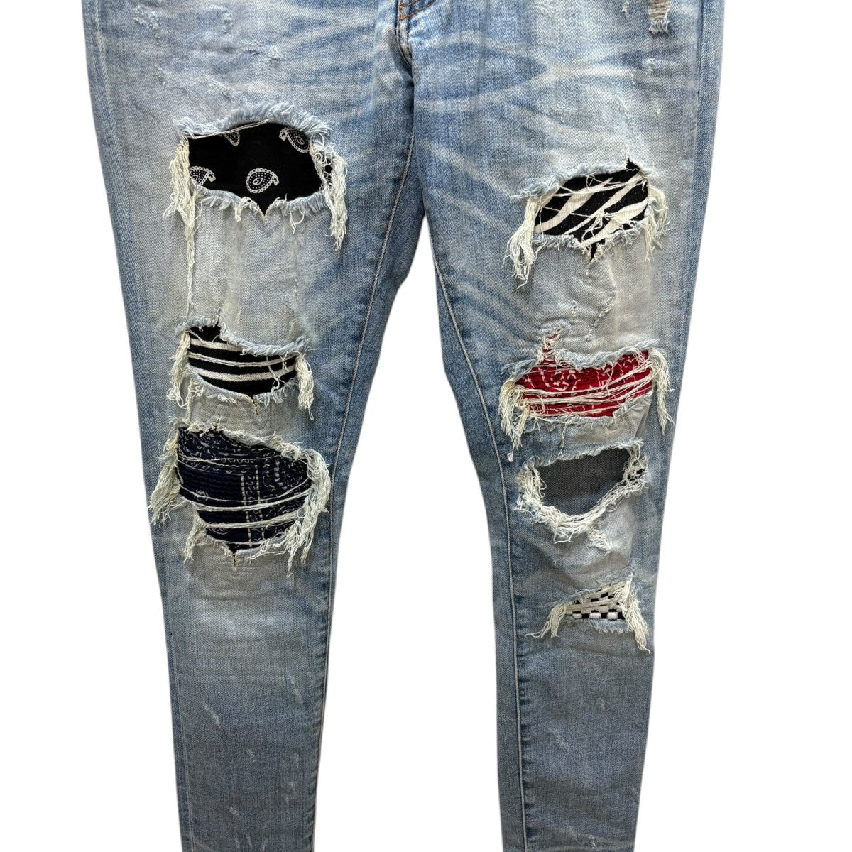 AMIRI(アミリ) バンダナパッチクラッシュデニム ブルー サイズ 30