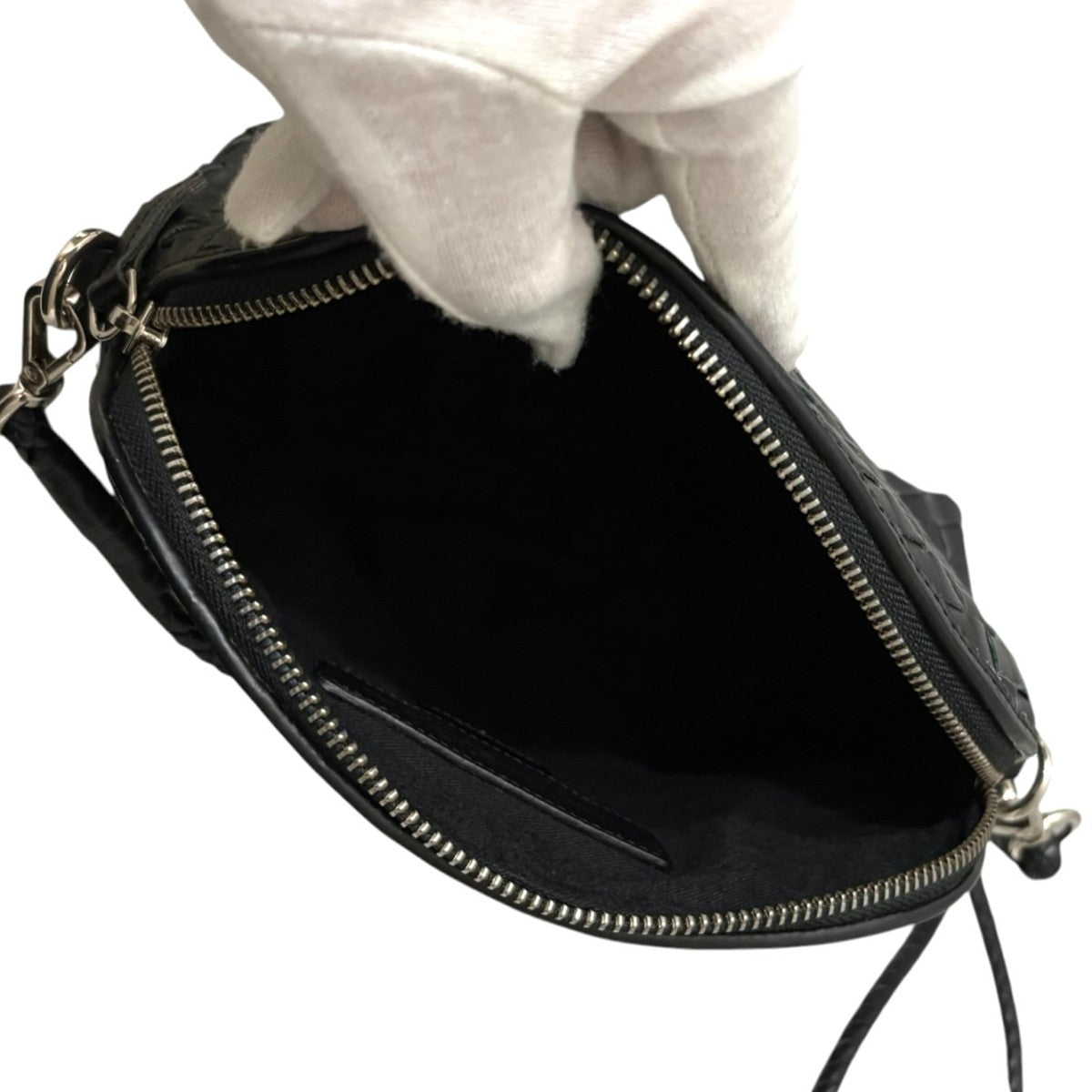 CHUNKY FELLINI POCHETTE 8011　レザーショルダーバッグ