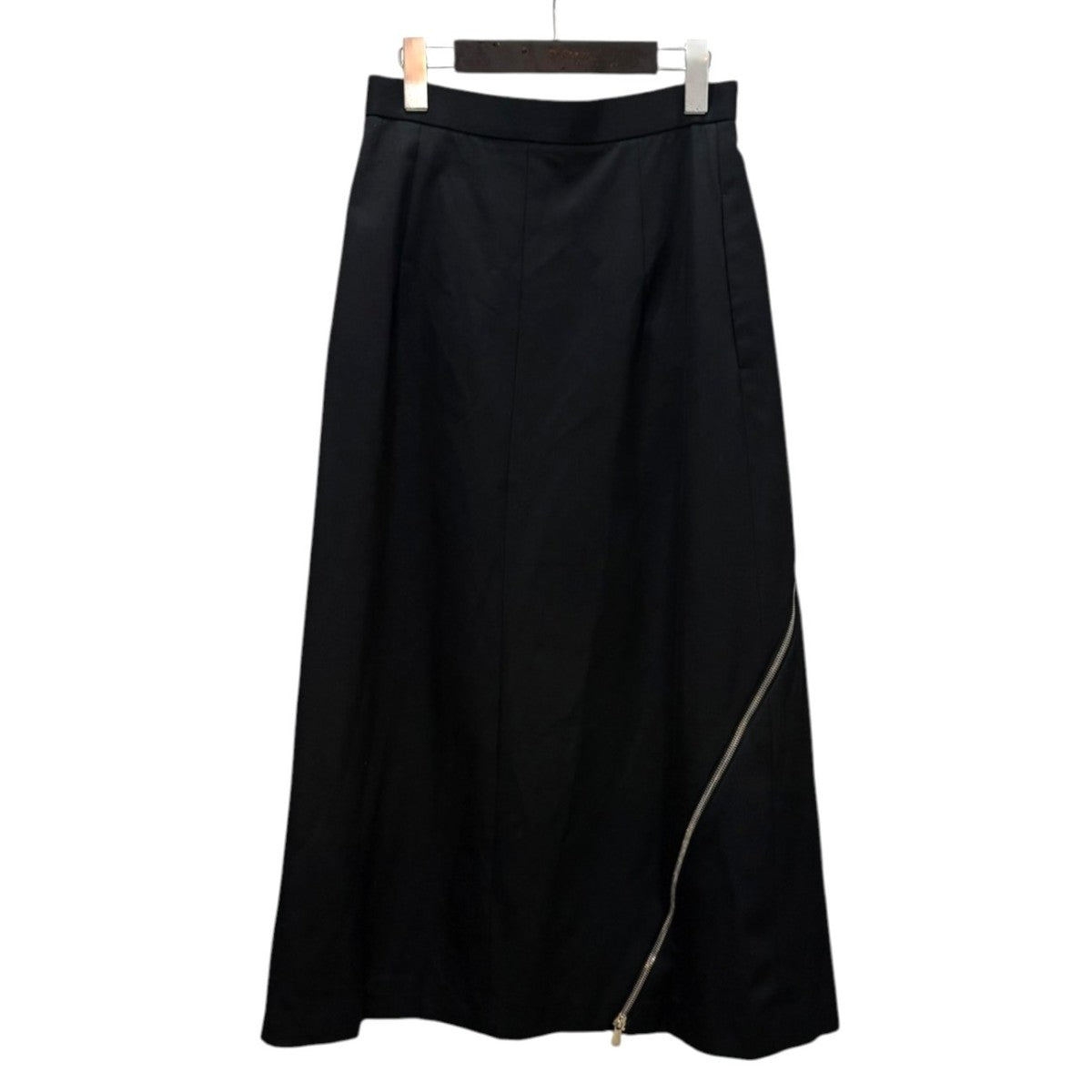 ジップ使いロングスカート　CELIA ZIP-DETAIL LONG SKIRT 242CLA