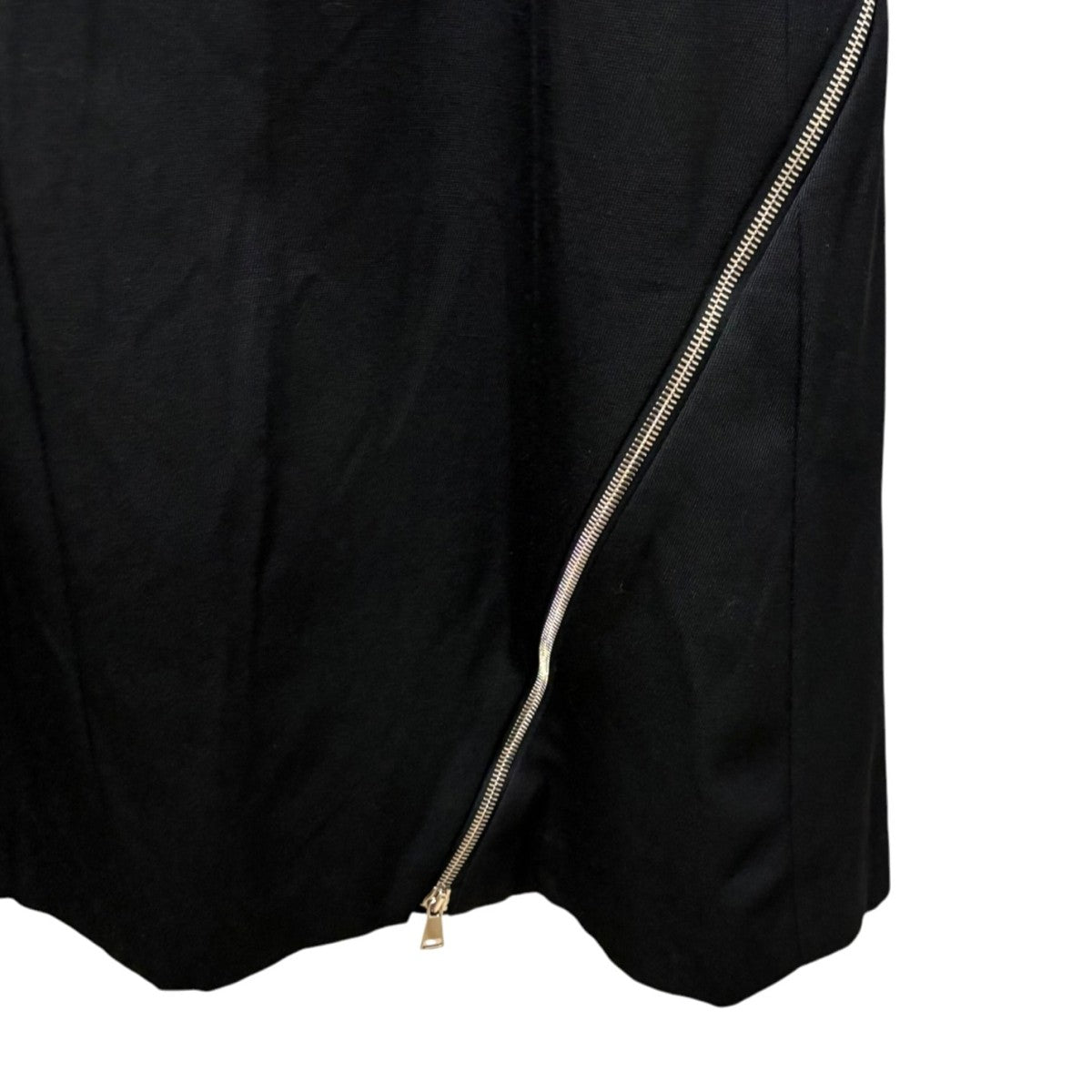 ジップ使いロングスカート　CELIA ZIP-DETAIL LONG SKIRT 242CLA