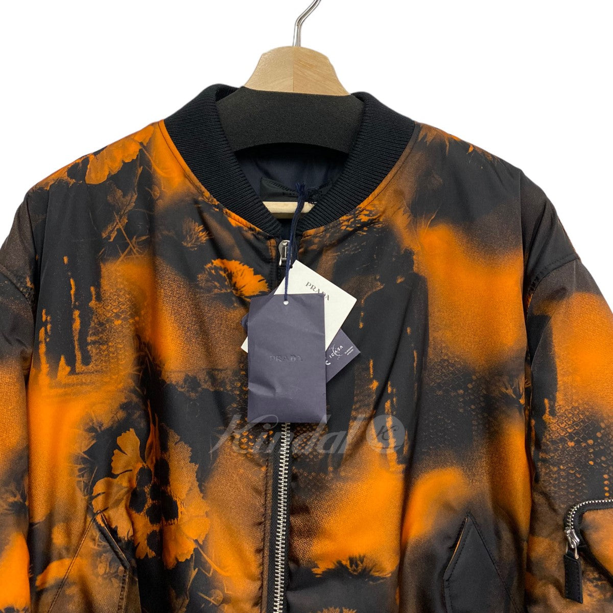 PRADA 22AW Re-Nylon Human Bomber Jacket MA-1ナイロン総柄ジャケット 古着・中古-4枚目のアイテム画像