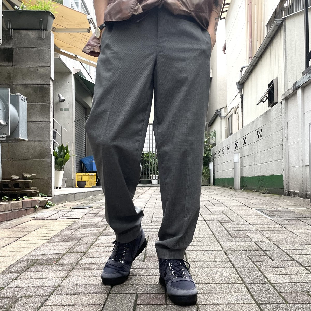 LEMAIRE(ルメール) 22SSNatural Tapered Trousersテーパードスラックスパンツ グレー サイズ  44(76cm)｜【公式】カインドオルオンライン ブランド古着・中古通販【kindal】