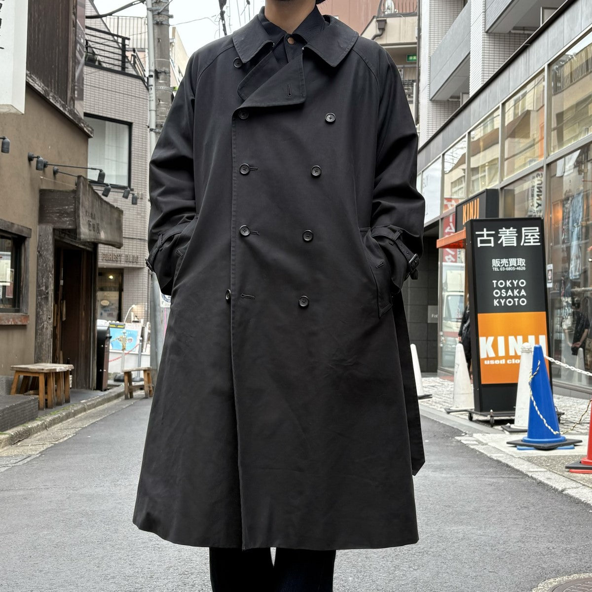 Graphpaper(グラフペーパー) Double Cloth Peach Trench Coatオーバーサイズダブルクロストレンチコート ブラック  サイズ 1(オーバーサイズ)｜【公式】カインドオルオンライン ブランド古着・中古通販【kindal】