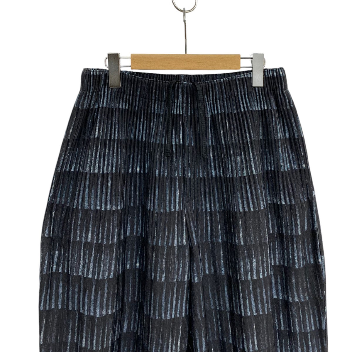 HOMME PLISSE ISSEY MIYAKE HP73JF211 PLEATS TAPERED PANTS総柄プリーツテーパードパンツ 古着・中古-3枚目のアイテム画像