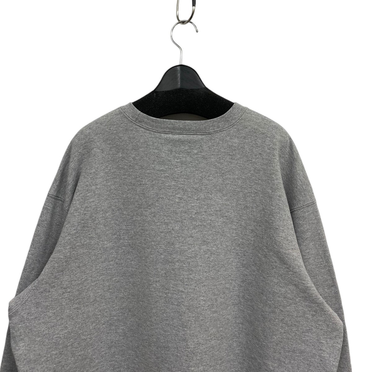 シュプリームの23SS Small Box Crewneckスモールボックスロゴスウェットです。 Supreme 古着・中古 トップス アイテム