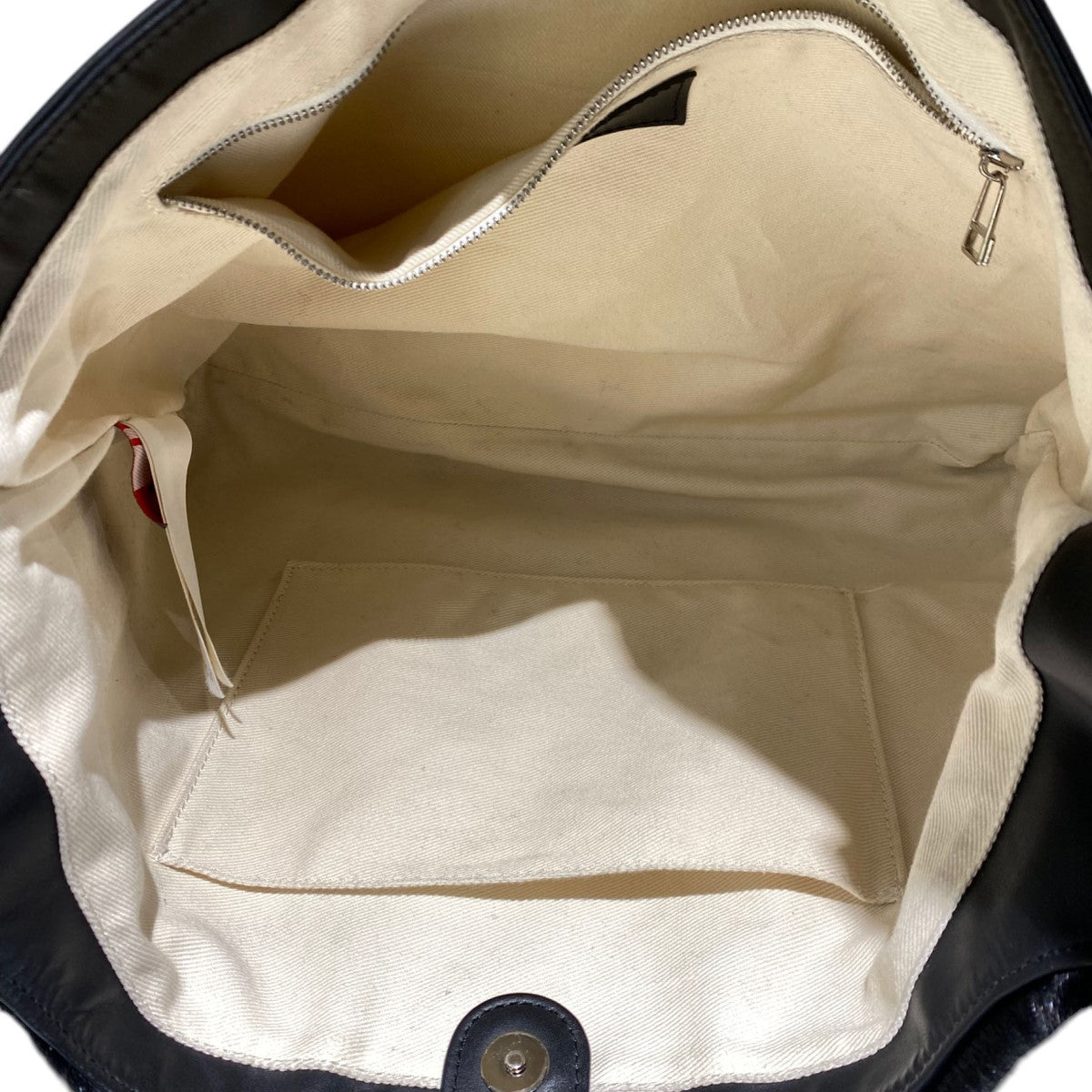 NULLUS(ヌル) HORSE LEATHER UMBRELLA HOBO BAGレザーショルダー