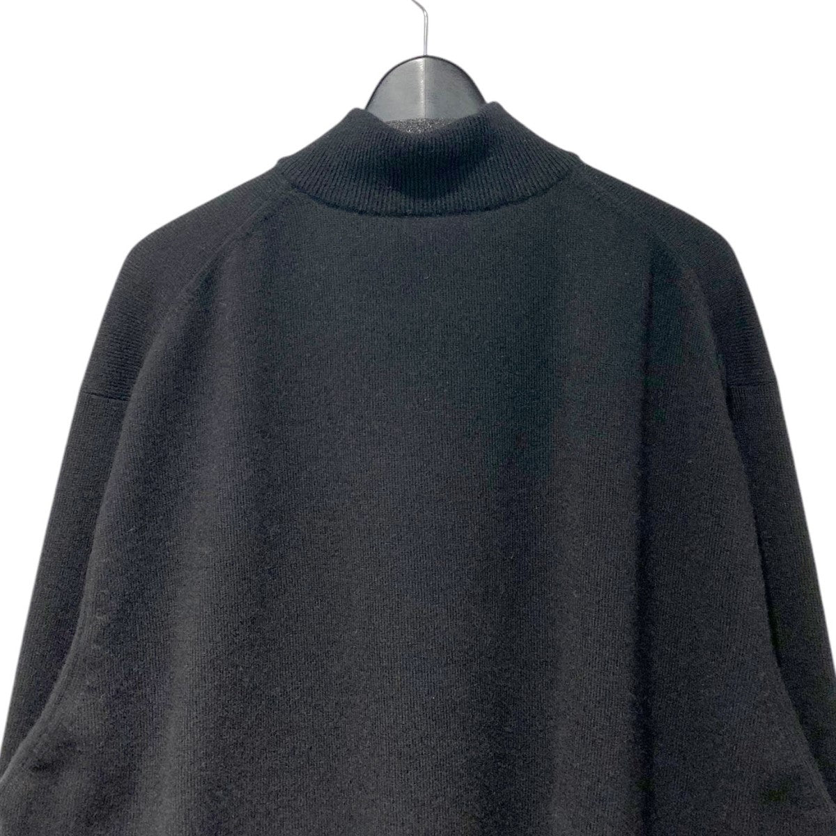 nページ② Antwort(アントワート) 24AWEXTRA FINE WOOL HALF ZIP KNIT