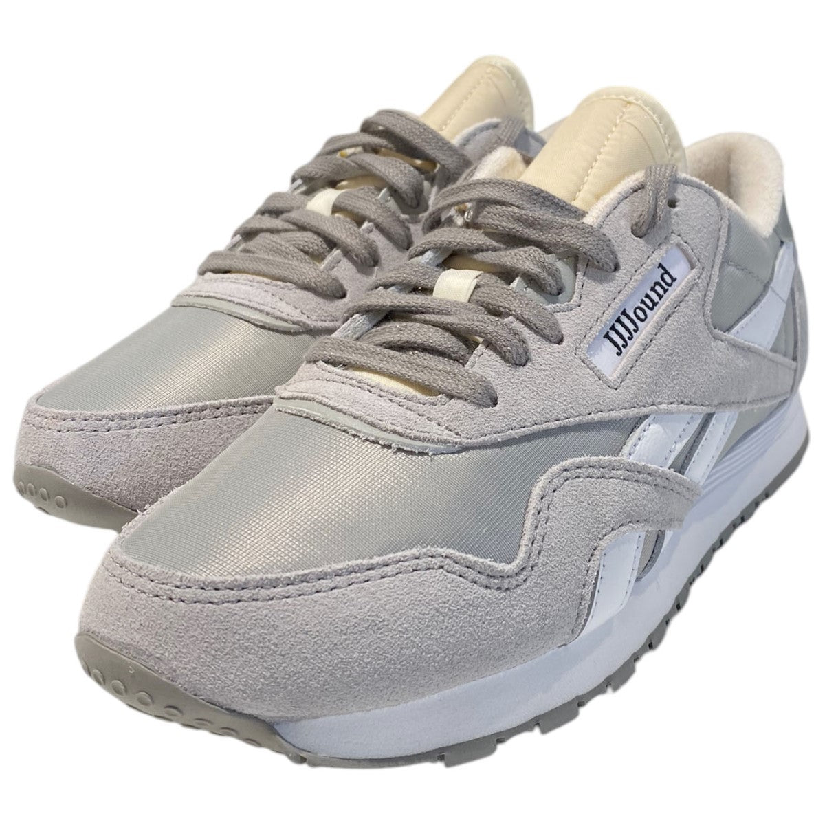 23AWClassic Nylon Greyクラシックナイロンスニーカー