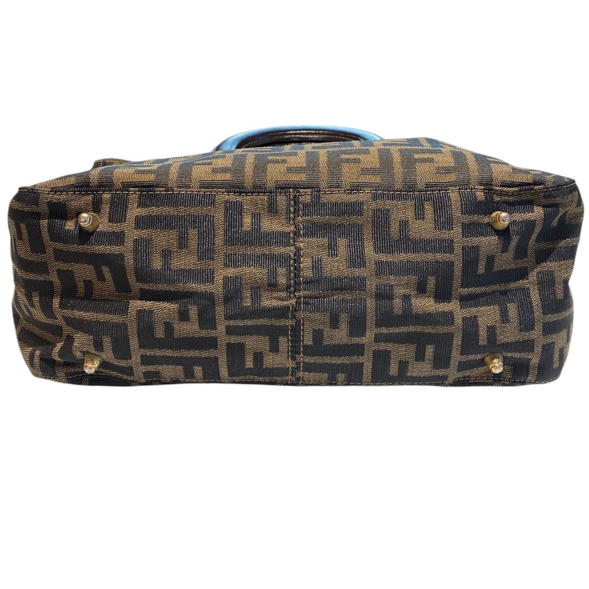 美品 フェンディ FENDI ズッカ柄 ぬいぐるみ 50個限定 インテリア 美品 フェンディ FENDI ズッカ柄 ぬいぐるみ 50個限定