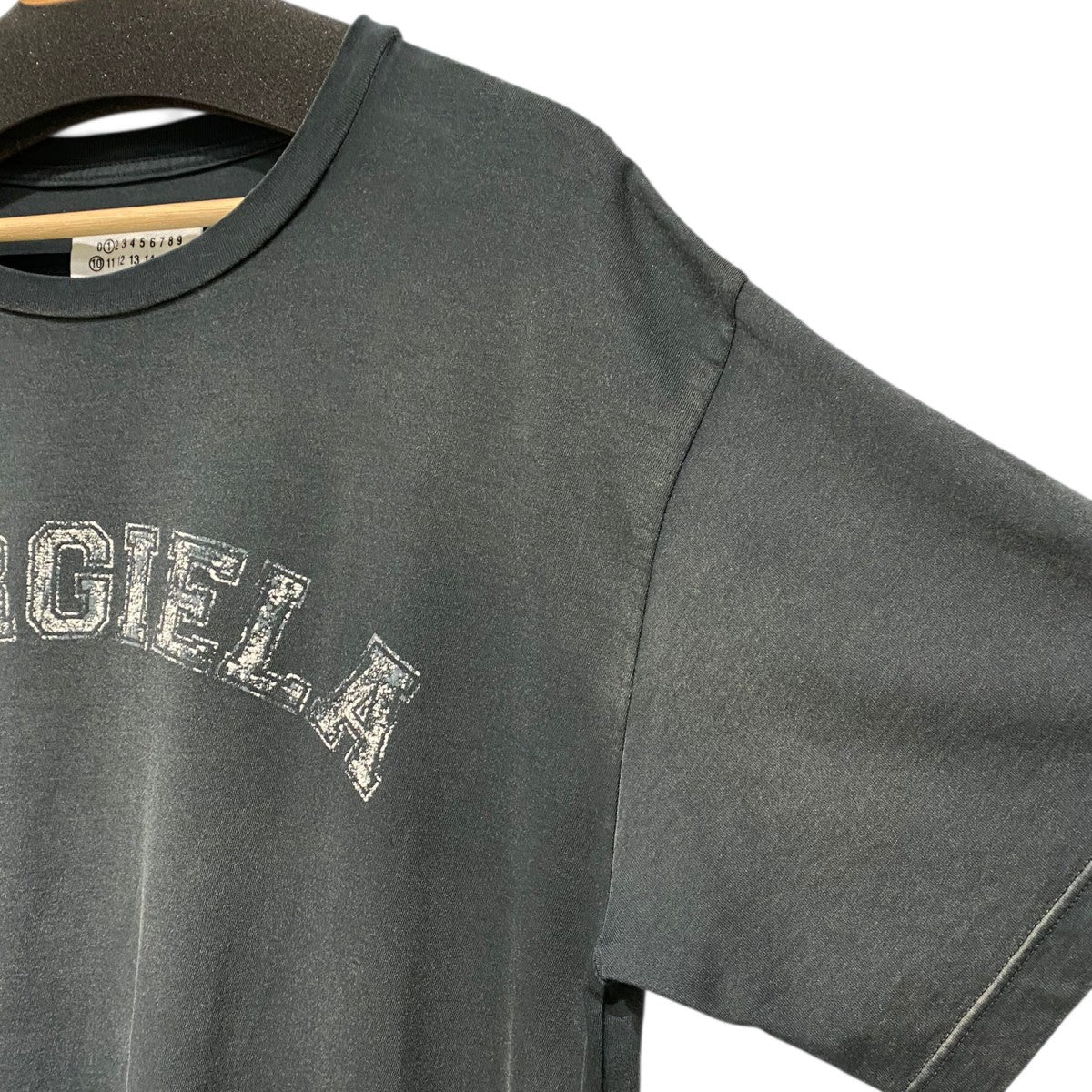 Maison Margiela1 10 24SSLogo Cotton Jersey T-shirtヴィンテージ加工カレッジアーチロゴTシャツ 古着・中古-4枚目のアイテム画像