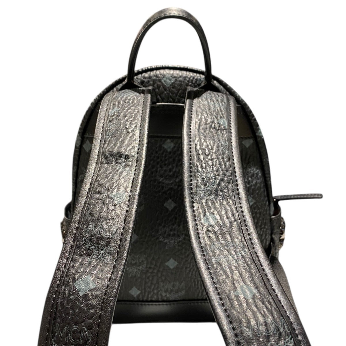 MCM Stark サイドスタッズ バックパック スモールサイズ ブラック 黒 Small Stark サイドスタッズ バックパック - ヴィセトス ピンク