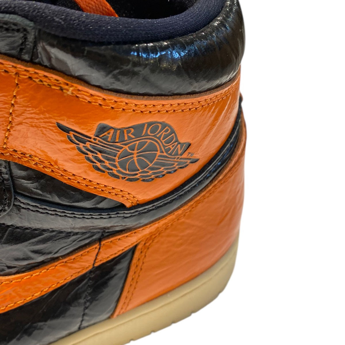 【新品未使用】Nike Air Jordan 1 ブラック/オレンジ Nike Air Jordan 1 オレンジ/黒