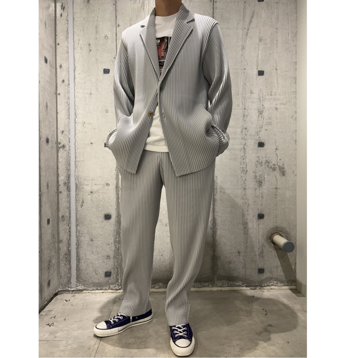 未使用 HOMME PLISSE BASICS ブルゾン グレー イッセイミヤケ HOMME PLISSÉ ISSEY MIYAKE BASICS イッセイミヤケ - メルカリ
