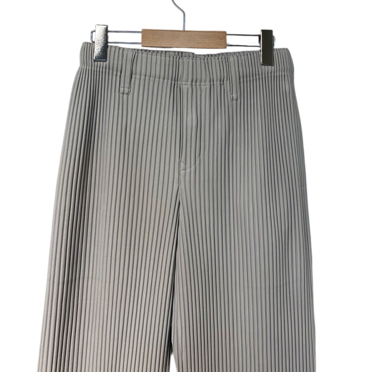 新品未使用　HOMME PLISSE グレー パンツ ISSEY MIYAKE - HOMME PLISSE サイズ2 ライトグレー パンツISSEY