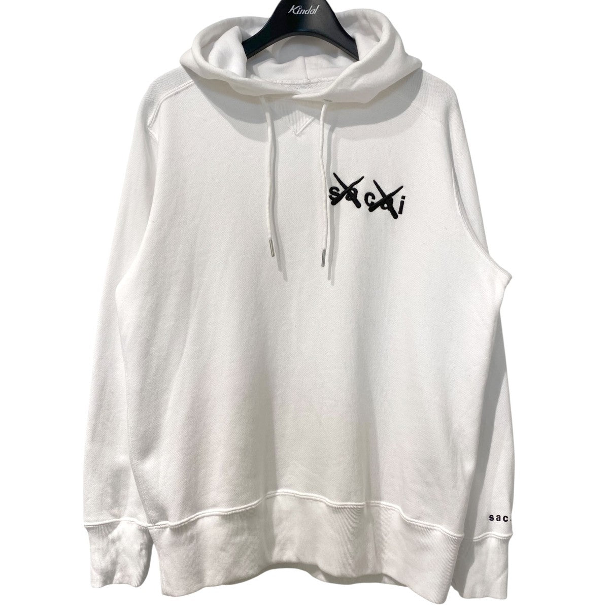 すぐ届く! sacai Embroidery Hoodie フーディー ホワイト SACAI KAWS(サカイ カウズ) 21AWEmbroidery Hoodieロゴ刺繍