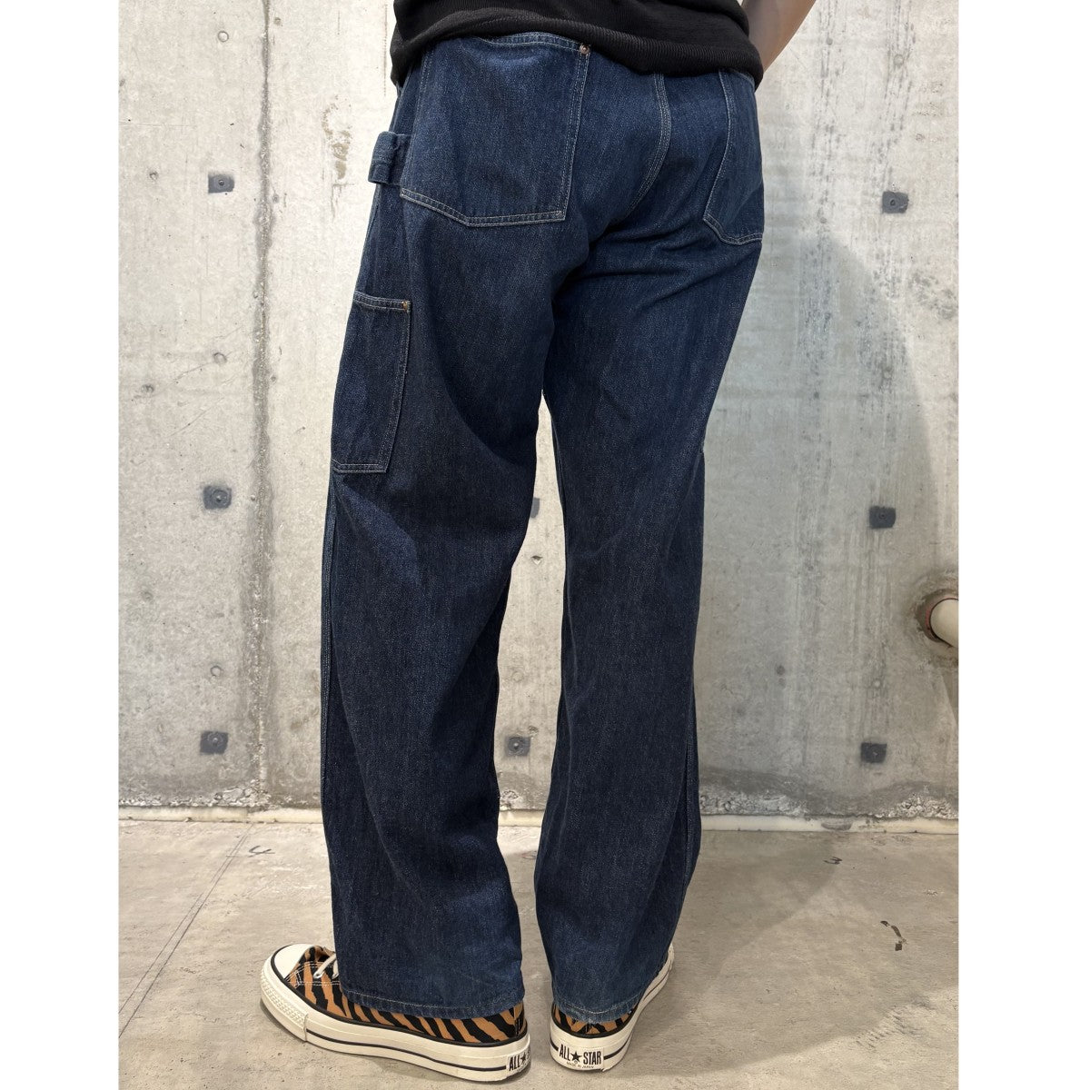 【希少、新品未使用】Comoli × l’echoppe デニムオーバーパンツ 20ss COMOLI デニムオーバーパンツ の通販 by sqns shop｜ラクマ