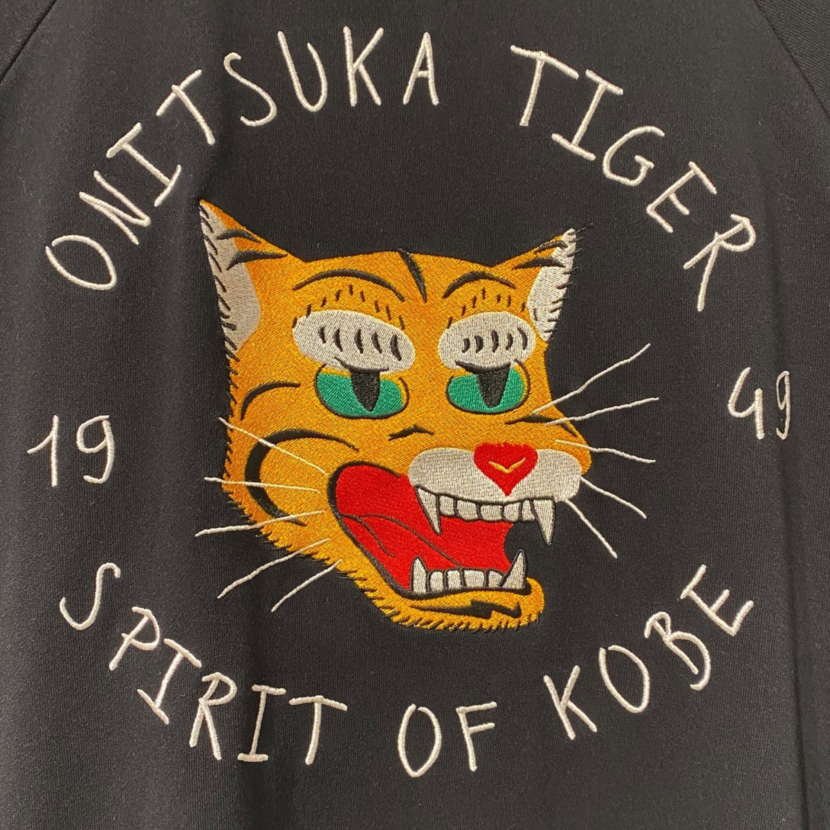 Onitsuka Tiger(オニツカタイガー) SWEAT TOPバック刺繍クルー