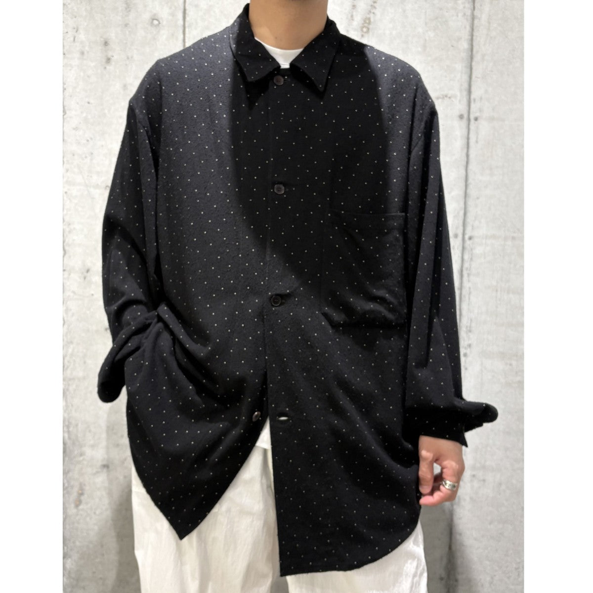 COMOLI(コモリ) 24SSシルクノイル ドット シャツジャケット ブラック