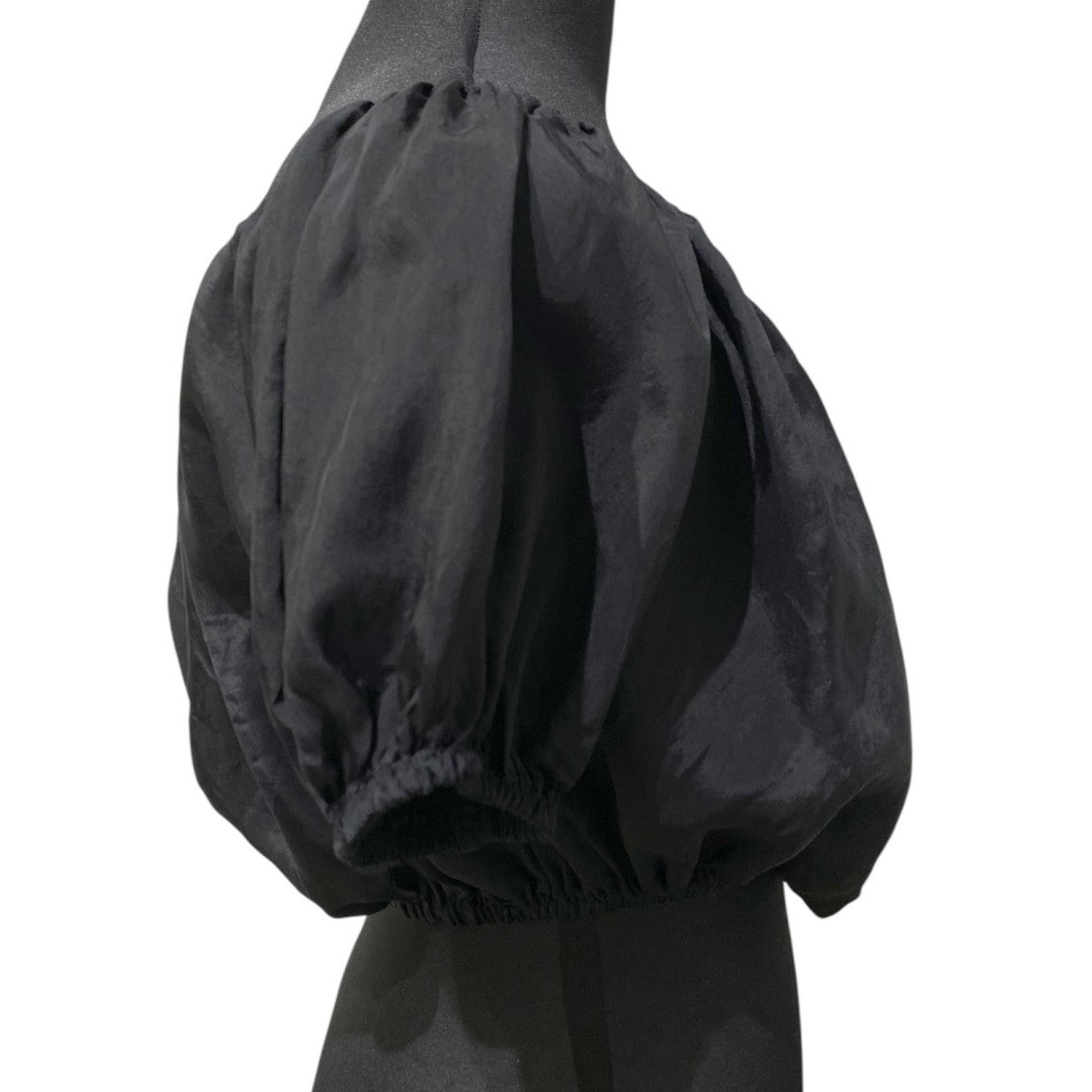 未使用【yo BIOTOP】cupro gather puff blouse yo BIOTOP(ヨー ビオトープ) 25SScupro gather puff blouse