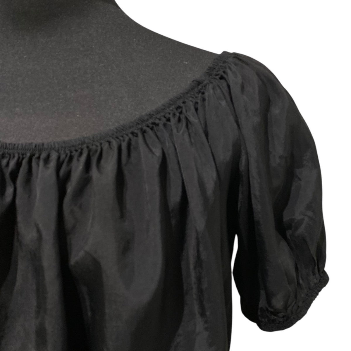 yo BIOTOP(ヨー ビオトープ) 25SScupro gather puff blouse