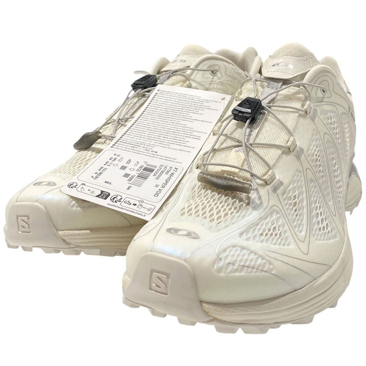 美品！サロモン　GYPSY138 SALOMON(サロモン) XT-WHISPER VOID VANILLA ICE SILVERスニーカー靴