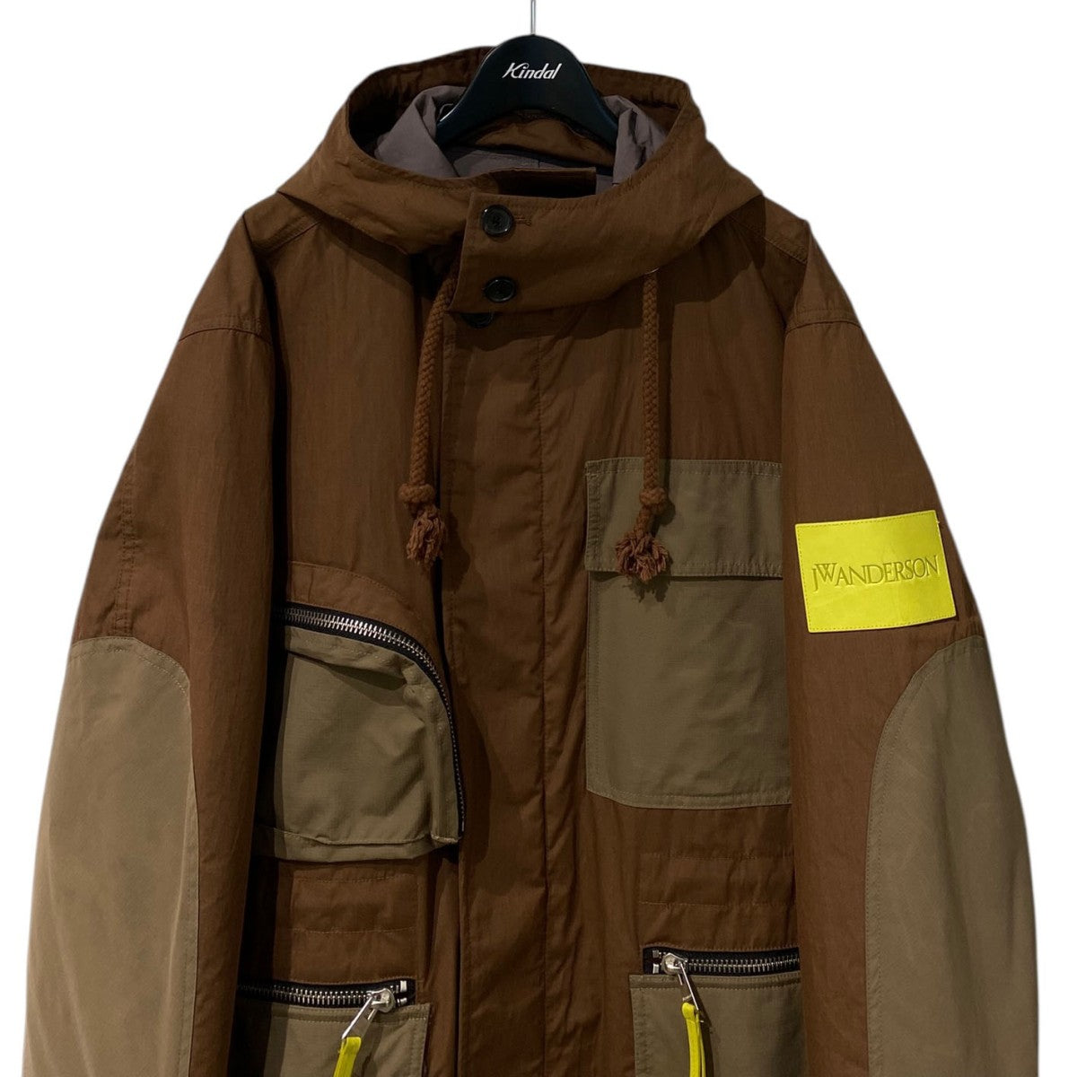 J．W．ANDERSON 22SSLong Utility Parkaロゴレザーパッチミリタリーコート 古着・中古-4枚目のアイテム画像