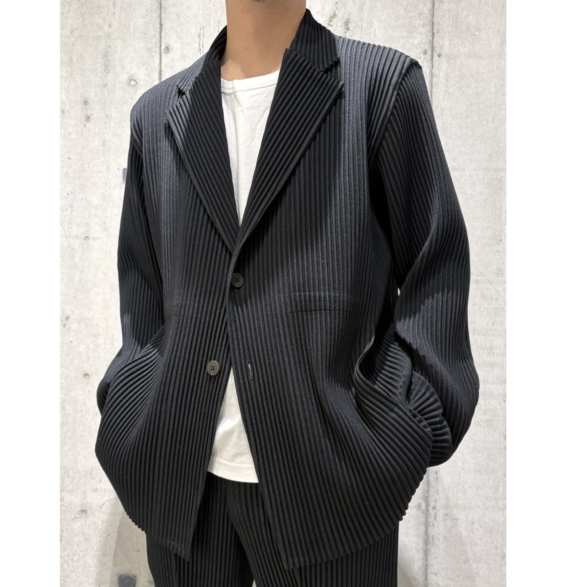 極美品23SS HOMME PLISSEISSEYMIYAKEプリーツジャケット HOMME PLISSE ISSEY MIYAKE(イッセイミヤケオムプリッセ) 23AWSKEW