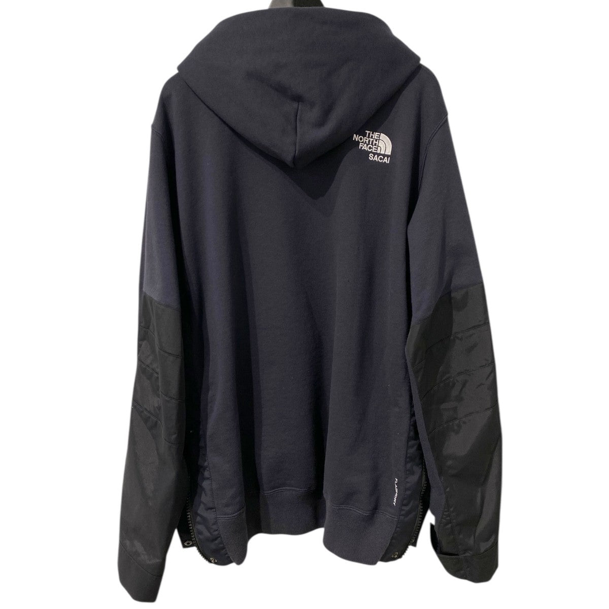 sacai×THE NORTH FACE 17AWHOODIEサイドファスナードッキングロゴパーカーフーディ 古着・中古-4枚目のアイテム画像