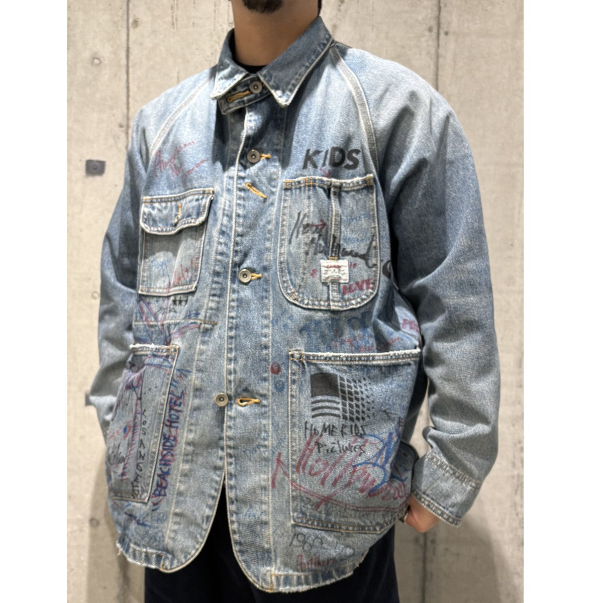 DAIRIKU×ContenaStore 20AW限定Wash N’ WEAR Damage Cover All Vintageヴィンテージ落書きアート加工サイン入りカバーオールデニムジャケット 古着・中古-2枚目のアイテム画像