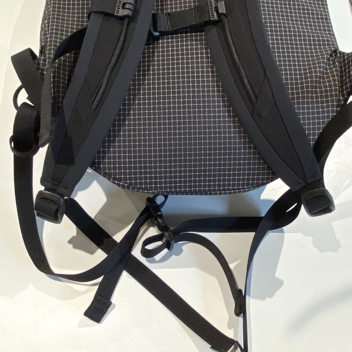 KONSEAL 15 BACKPACK TECHテックコンシールナイロンバックパックバッグ