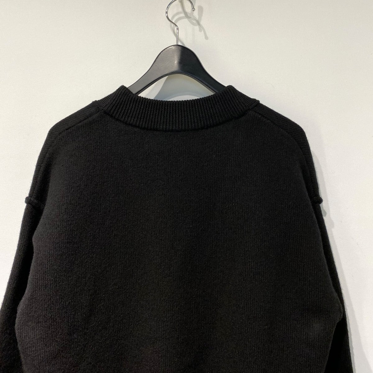 26SSBlack Wool AMI DE COEUR CardiganアミドゥクールハートロゴインサイドアウトメリノウールフェルトニットカーディガンUKC367.018