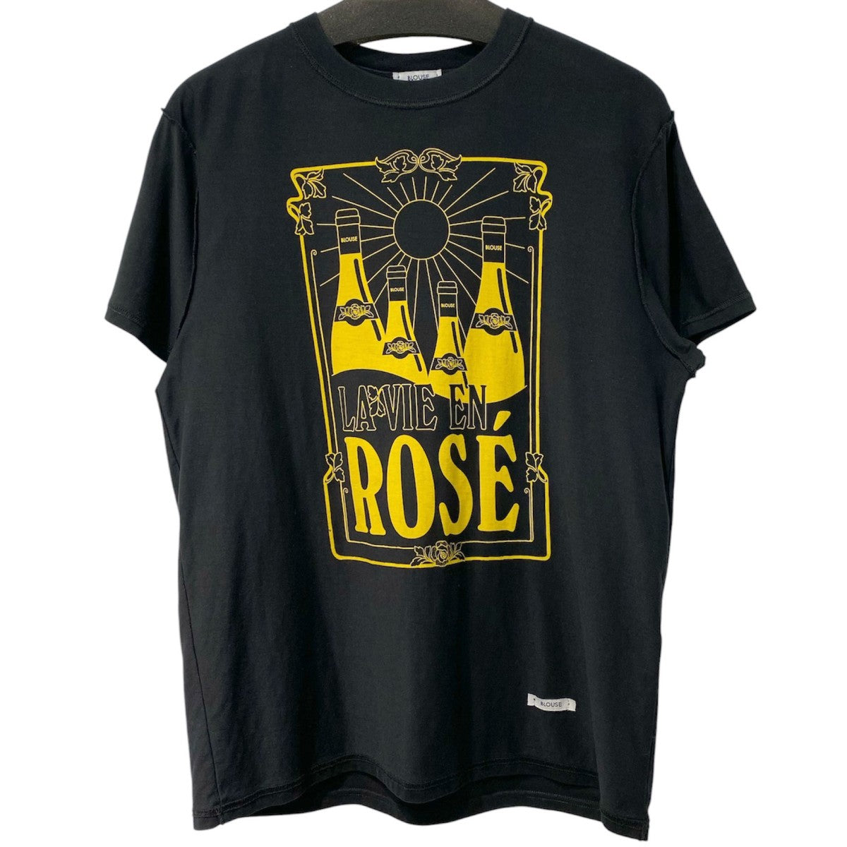 BLOUSE Insideout La Vie En Rose T-Shirtインサイドアウトバラ色の人生プリントTシャツ 古着・中古-1枚目のアイテム画像