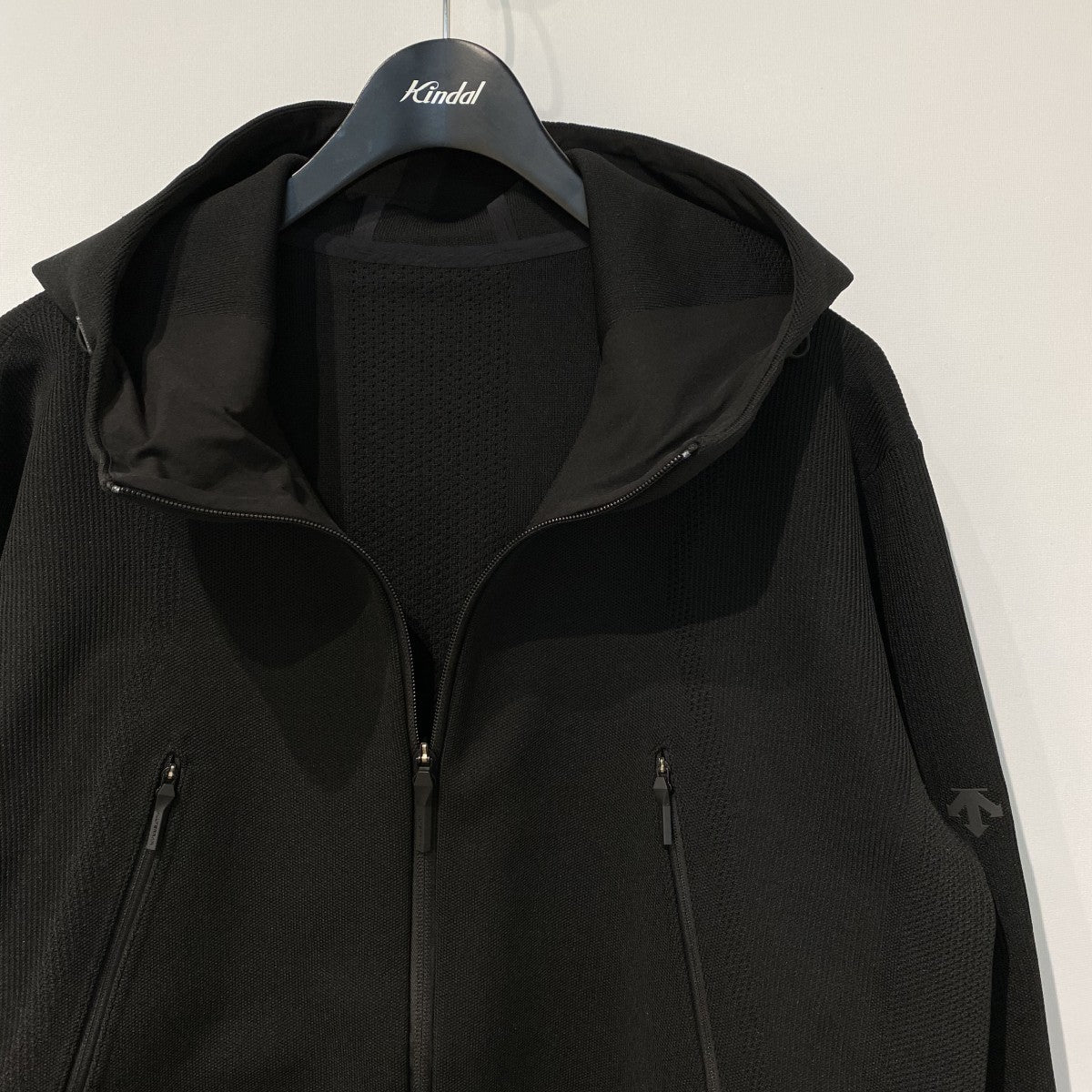 Descente ALLTERRAIN フュージョンニット フーディー TECH HOODIEテックZIPフーディ 古着・中古-5枚目のアイテム画像