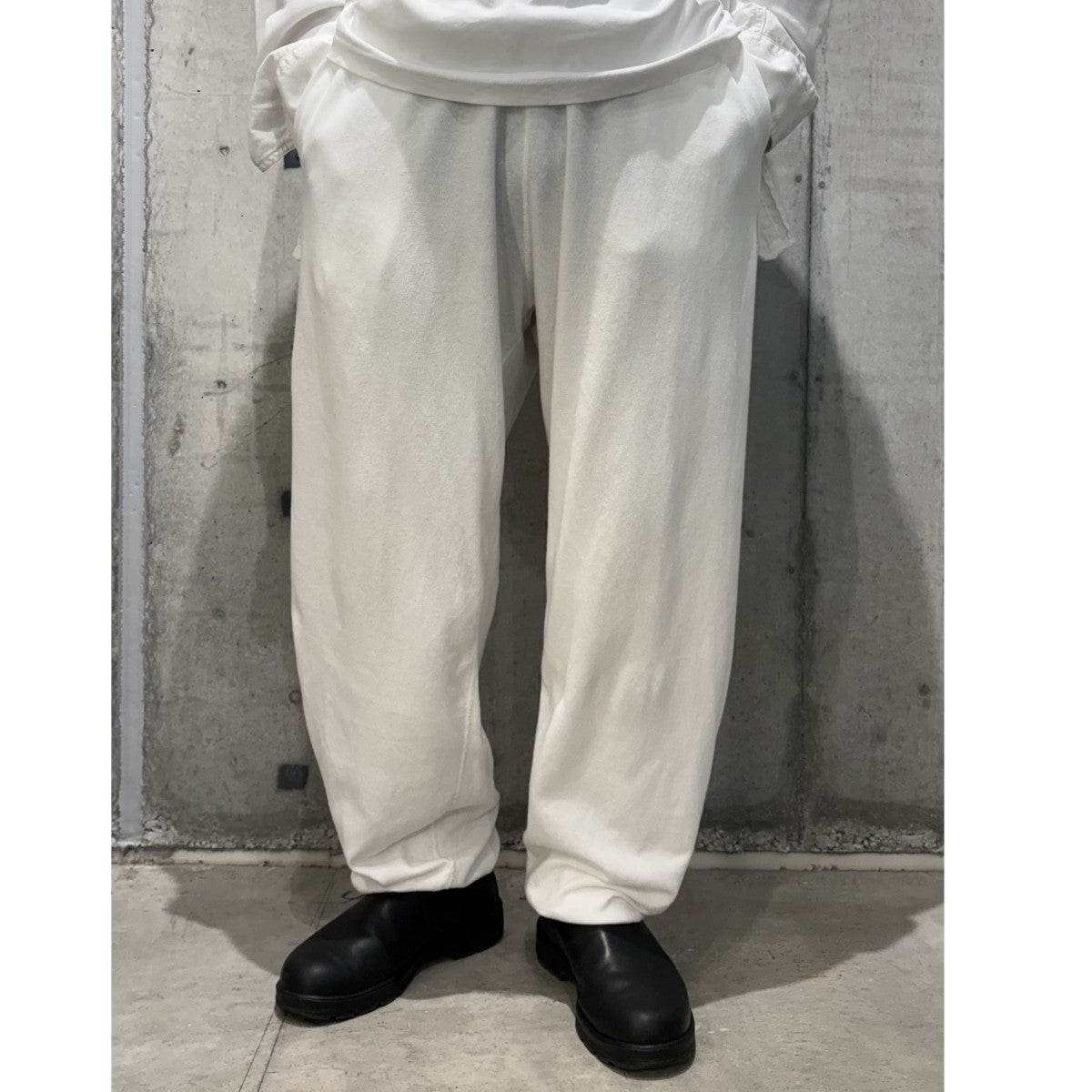 COMOLI 26SSLWコットン裏毛 パンツ イージージョガーD01-05018 古着・中古-2枚目のアイテム画像