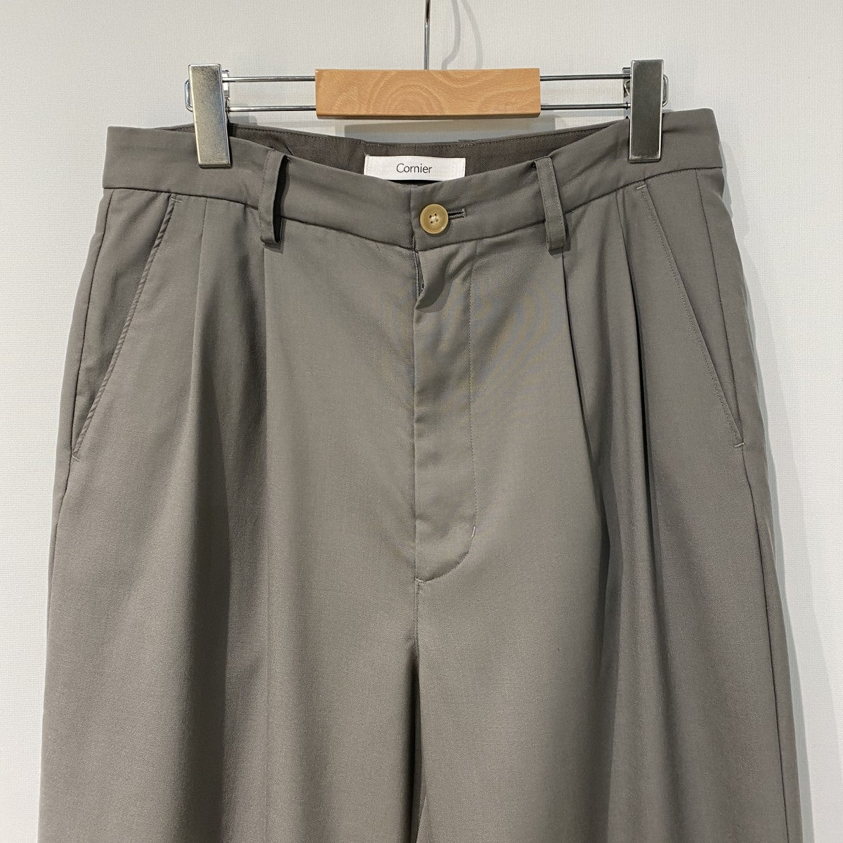 Cornier(コルニエ) Wool Light Gabardine Wide Pantsウールギャバジン