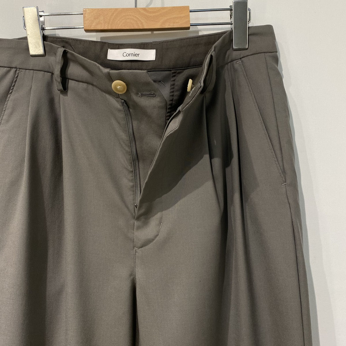 Cornier(コルニエ) Wool Light Gabardine Wide Pantsウールギャバジン