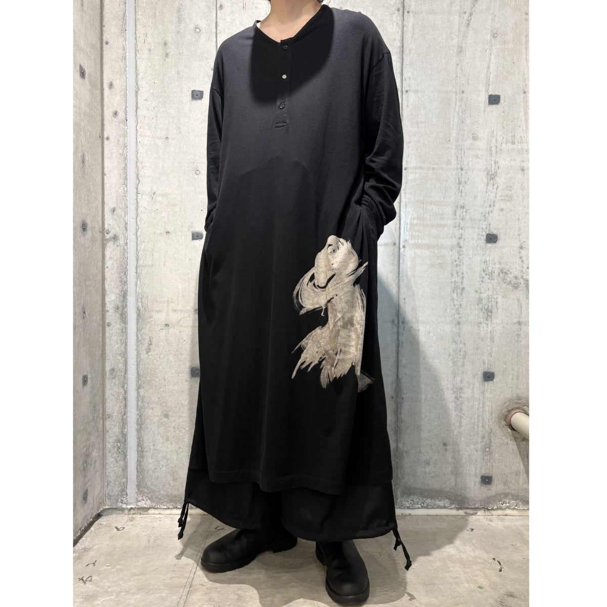 18AWシャンカール天竺ハット女VネックヘンリーOPプリントTシャツ ロングHV-T10-072