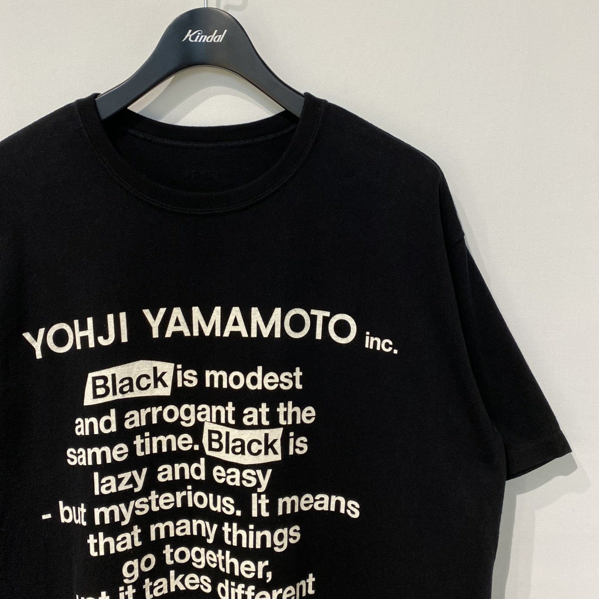 19SSBlack Is Modest Message T-ShirtロゴTシャツUH-T29-006