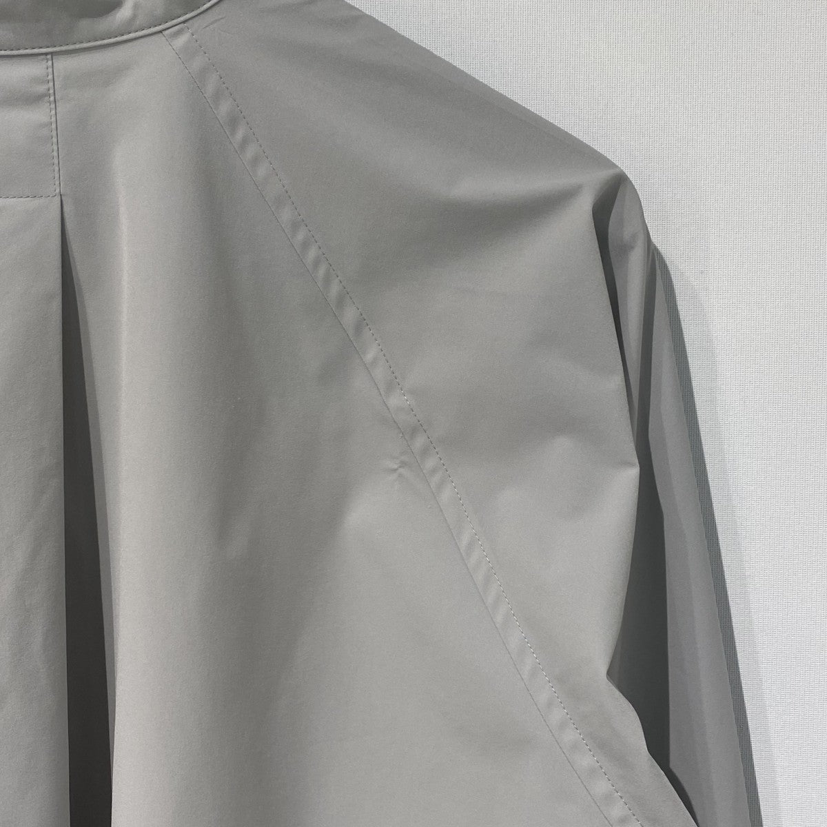 22AWBand Color Stretch ShiirtバンドカラーストレッチバックタックサイドスリットシャツHP26-FJ312