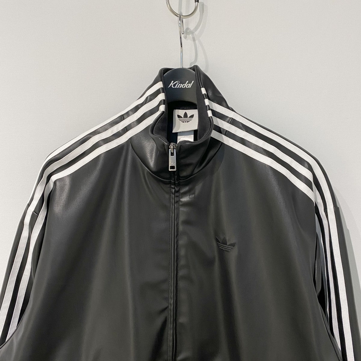 adidas(アディダス) Pleather 3 Stripes Track Topブラック プレザー3S