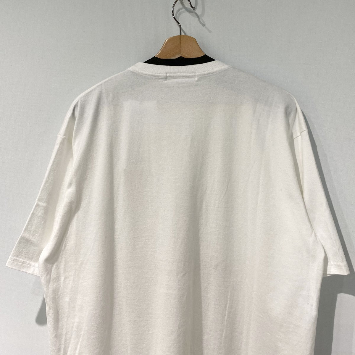 25AWTEE MONSTERモンスタープリントTシャツUC2E3804