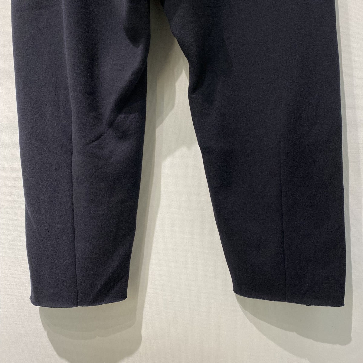 25AWPile-lined cut-off pantsスウェットカットオフイージーワイドパンツUC2E4502